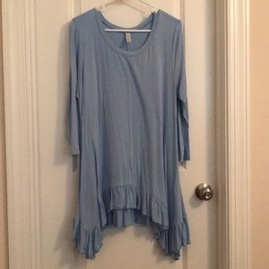 3/4 arm light blue shirt